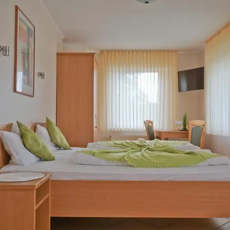 Schultheiss 4* Hamelín